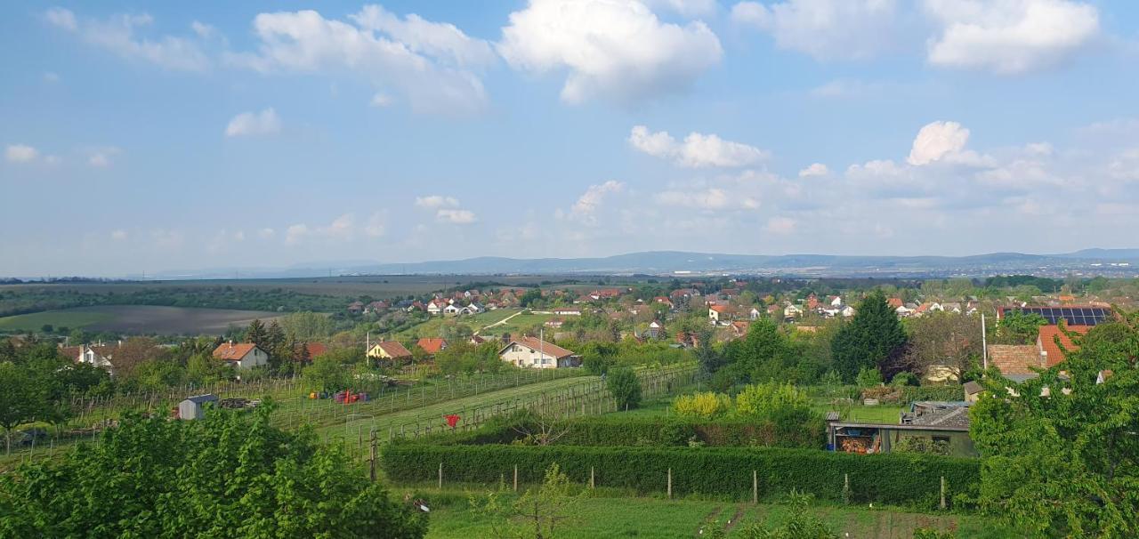 Buborek Apartman - Etyek Bagian luar foto